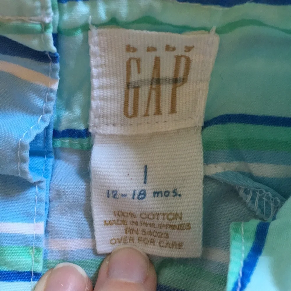 Adorable baby Gap sleeveless dress